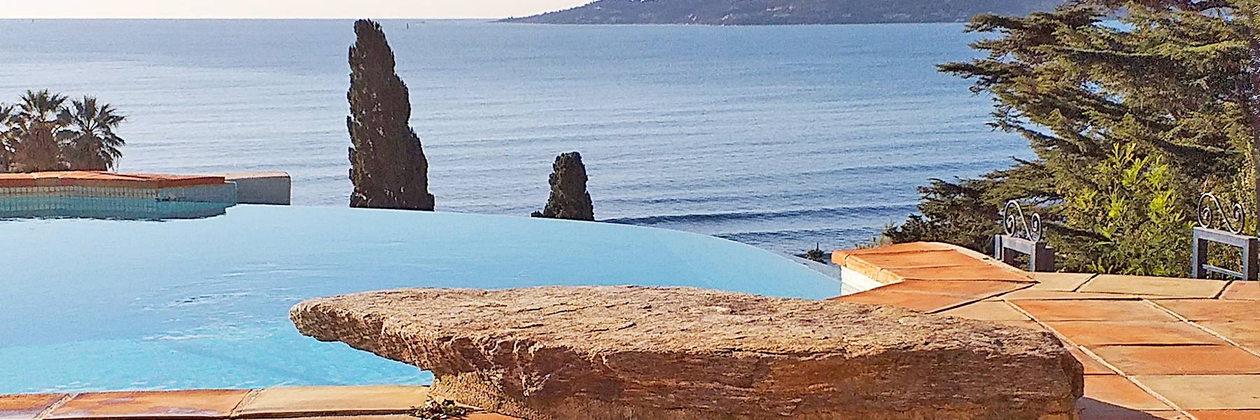 Entretien Piscines Sainte-Maxime : Les Piscines de Laure : Entretien piscines, Sainte-Maxime, Grimaud, Port-Grimaud, les Issambres, Plan de la Tour, entretien piscine