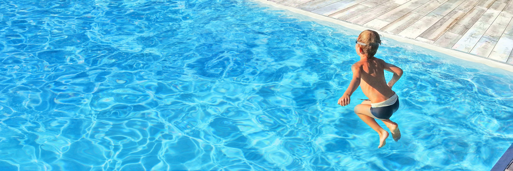 The swimming pools of Laure : Les piscines de Laure, Sainte-Maxime, pool maintenance